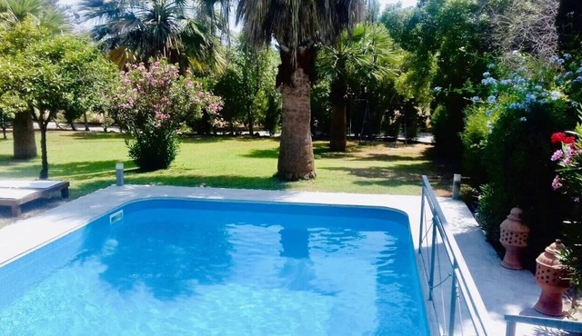 3 Bedroom Large Luxury Villa with Private Pool in Yeroskipou