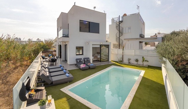 3 bedroom villa In Kapparis