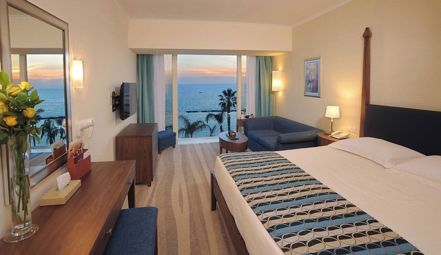 Alexander The Great Beach Hotel in Paphos