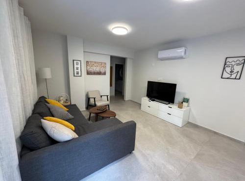AMAZING 2 Bedroom 2 Bathroom APARTMENT