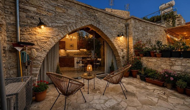 Apartment 05 by LT - Village Center - Quiet Courtyard in Pano Lefkara