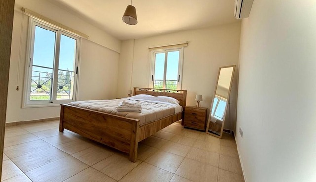 Apartment in Kiti, sleeps 6