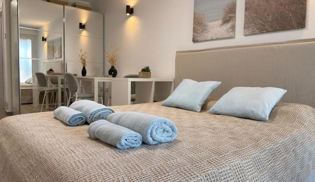Aquamarine Apartment in Khlorakas