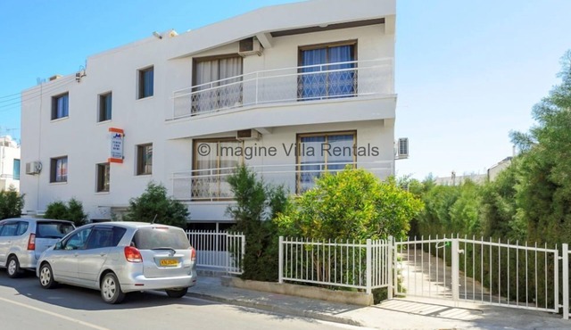 Ayia Napa Merab Apartment SS1 - an apartment that sleeps 2 guests in 1 bedroom in Larnaca