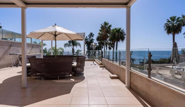 Beachfront Luxury Living Limassol