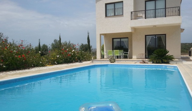 Beautiful Golf Villa With Private Pool And Sea Views, Car Included!