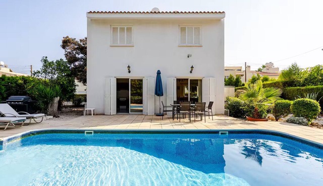 Best Location Cyprus Coral Bay 3BR Villa Private Pool Sandy Beach 50 m
