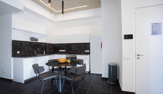 Bridge House 202 - 2BR Modern Apt close to the beach and city centre in limassol