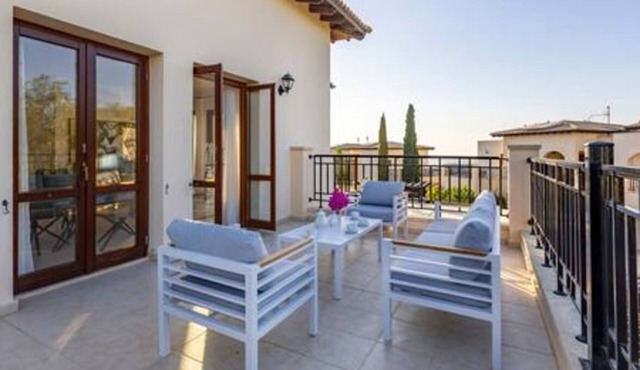 CB13 Adjacent to Aphrodite Hills - Pool & Terrace