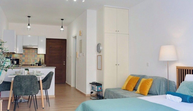 COZY 1BR Studio,Long Stays,Remote Workers,Parking, Paphos center in Paphos