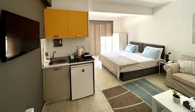 Cozy and Central Flat, 8 min to the beach in Girne