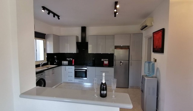 Detached Designer Villa. With Heated Pool , WIFI & Stunning Sea Views . in tala