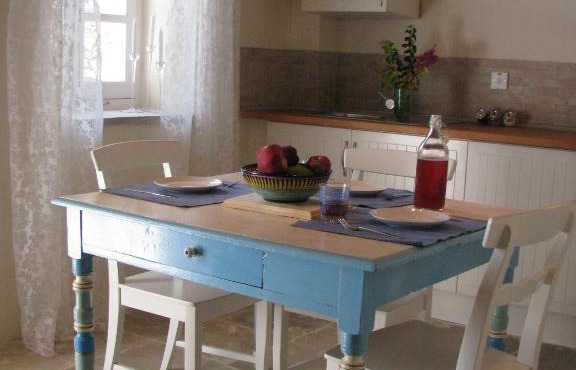 Dolphin Guest House and Studios