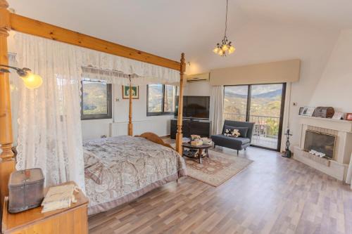 Great property - amazing views