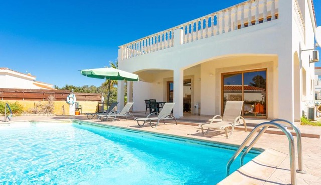 Hector Beach Villa