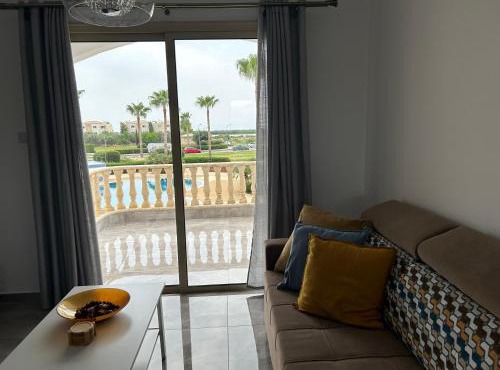 Holiday Mandria apt with pool