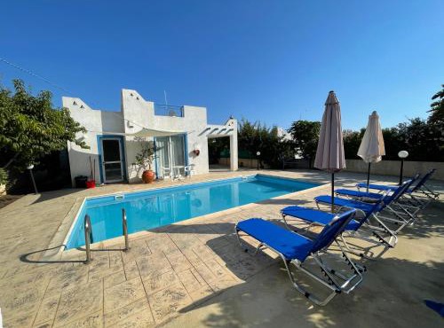 Holiday Villas in Cyprus (Philippos villa 5)