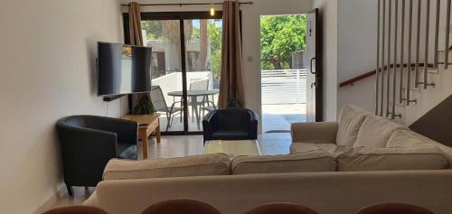 Lavin - 3Bedroom Maisonette
