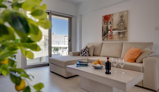 Lemon Paradise City centre 200m from beach