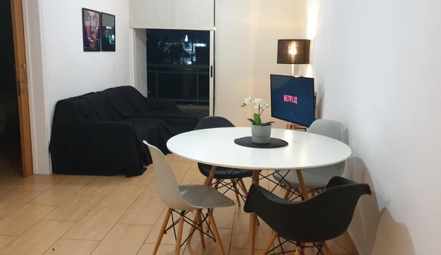 LINA'S HOME & POOL - Breakbooking CY