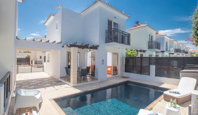 Luxury Escape in Kapparis Paradise 1053 in Famagusta