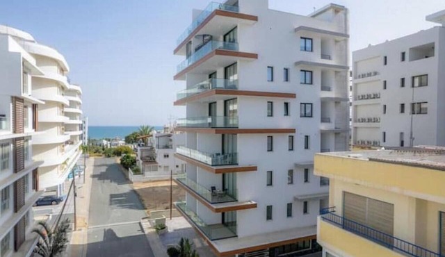 Mackenzie Signature Studio Suite in Larnaca