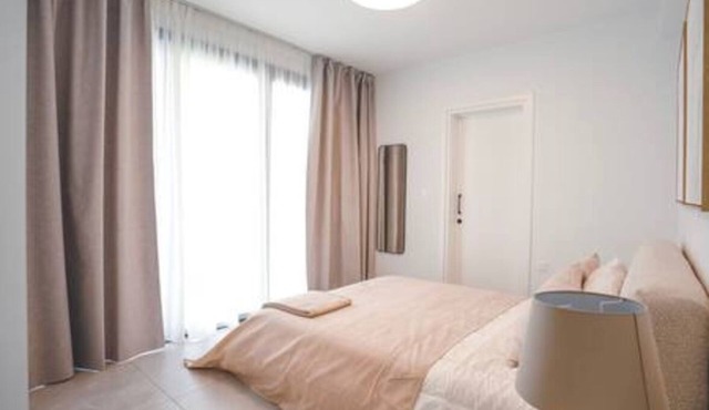 Mira Paphos - 2bdr Apartment with Private Terrace