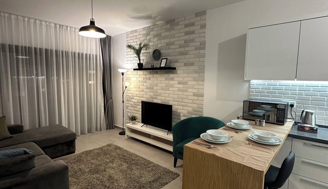 Modern 1BR Apt, Caesar Resort – Pool & Beach in Yeni İskele