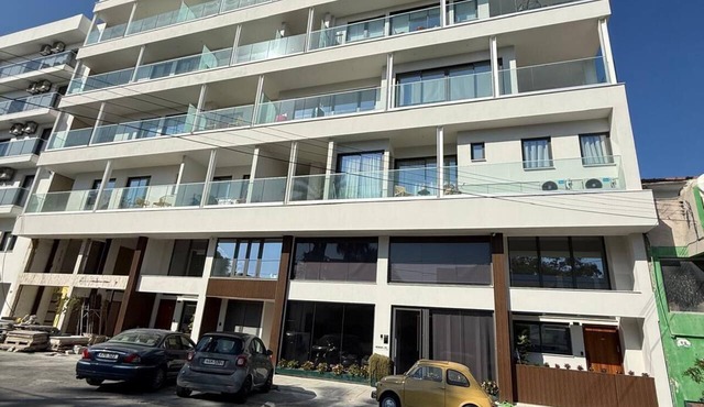 Modern business studio in central Larnaca - AC, WiFi, elevator