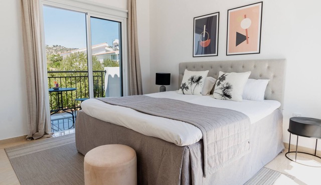 Modern vacation villa with stunning sea views and private pool. All yours. in Tremithousa