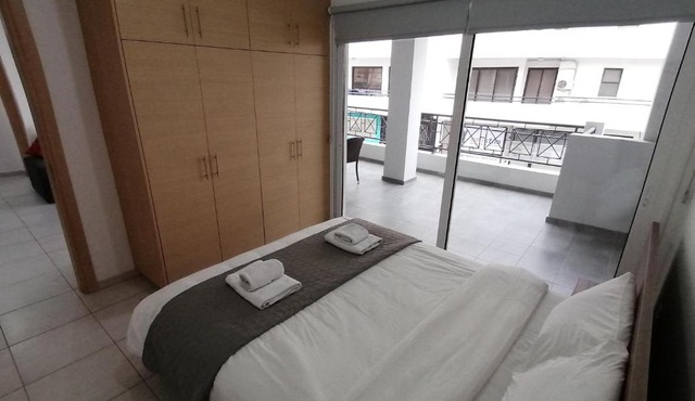 Must Stay - City Center