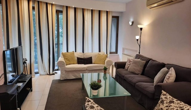 Nicosia Modern Apartment with 3 Bedrooms in nicosia
