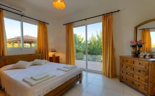 Peyia Villas Cyprus