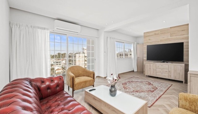 Phaedrus Living: Nicosia Executive Residence