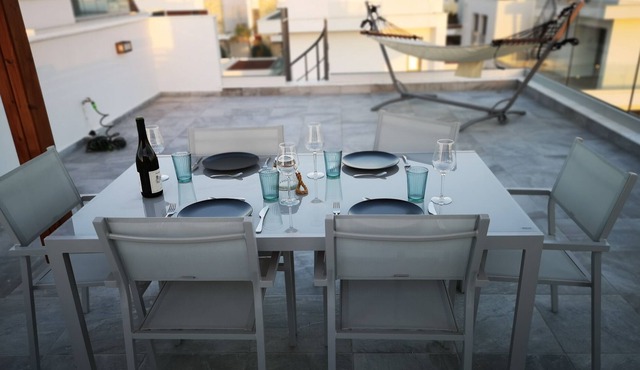 Pool villa - 200m from the sea in Livadia