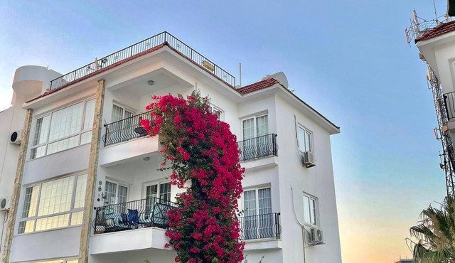 Prime-Location 3-Bedroom Penthouse Apartment in Lapta, Kyrenia North Cyprus in Lapta
