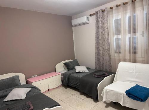 Ptolemaidos cosy Family apartment in Larnaca
