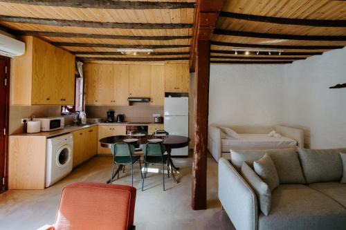 Rustic Elegance in Omodos