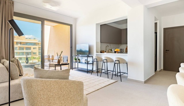 Sanders Limassol Park - Full Building in Trachoni