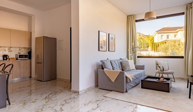 Sanders River Plaza - Smart 2-Bdr Apt with Terrace in Limassol