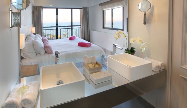 Sandy Beach Hotel & Spa
