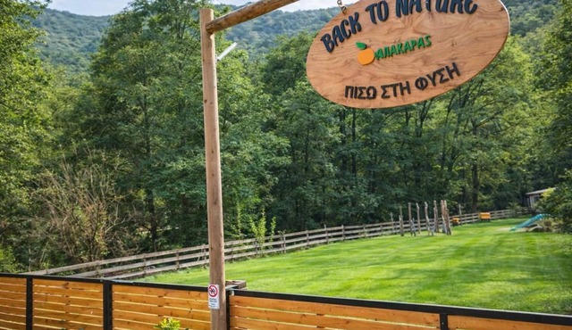 Scenic Mountain Getaway for Couples with Pool Access