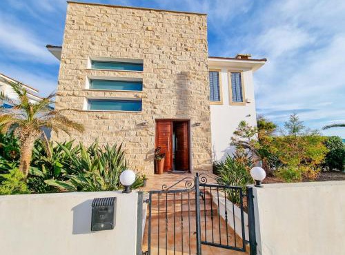 Seafront villa with heated pool in Ayia Napa