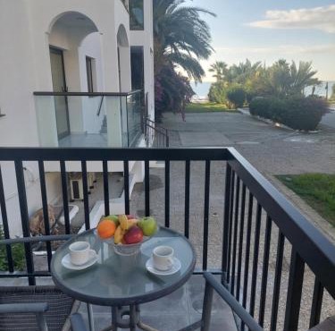 Seaside Escape Apartment in Larnaca