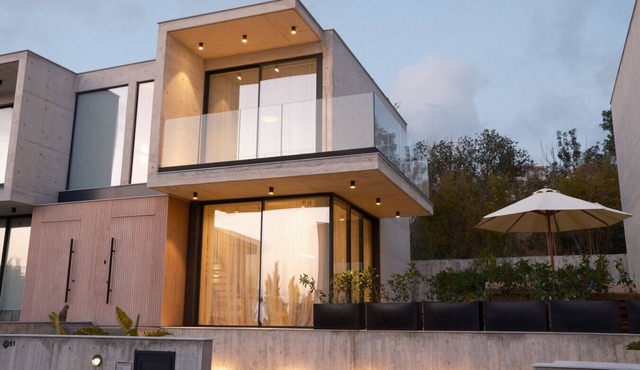 Serene Villa with Private Pool and Sea Views in Paphos