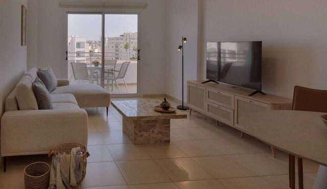 STAY Sunshine City Apartment in Larnaca