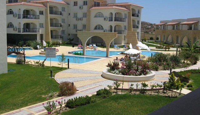 Sun Rise Beach Club
