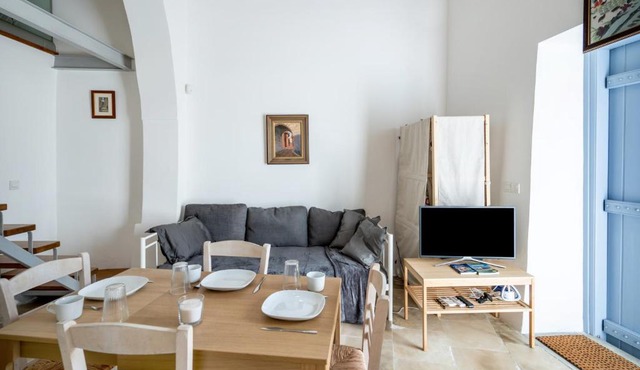 To Hani - Kamara Studio in Nicosia