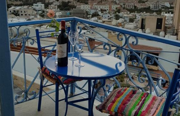 Town Apartment with panoramic seaview