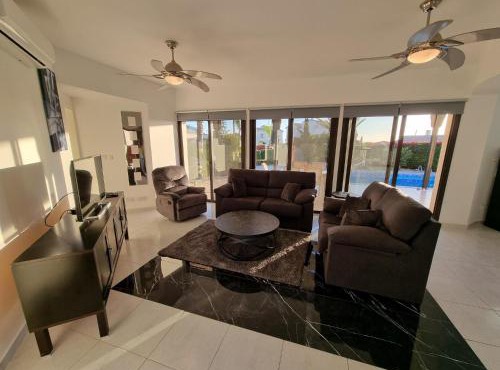Villa Phoenix in Secret Valley